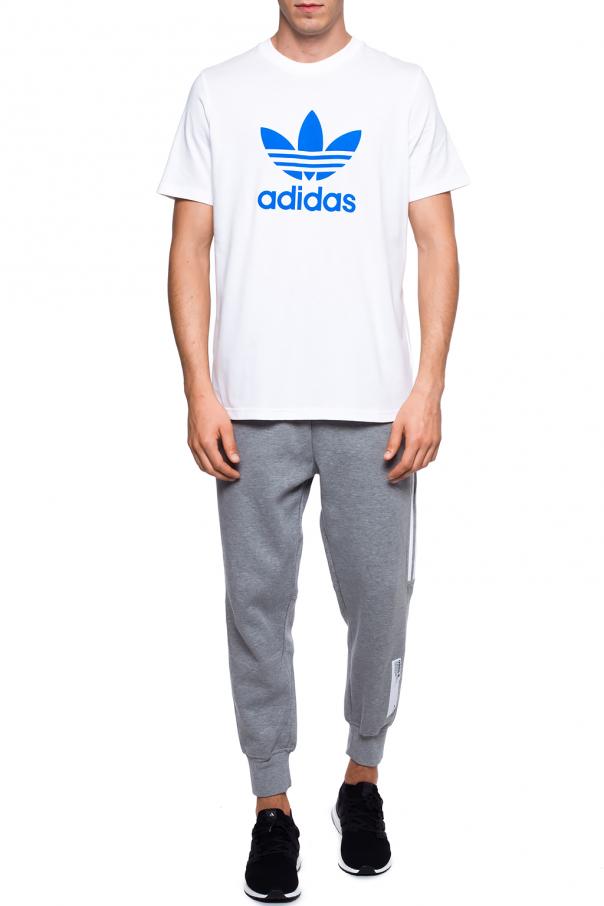 Adidas dn4287 deals